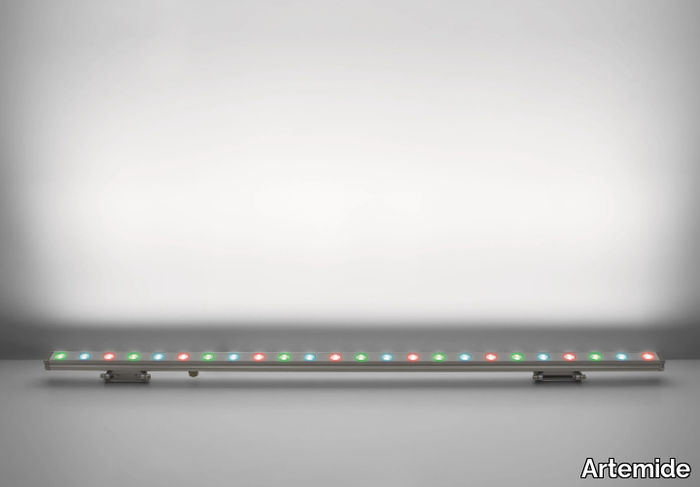 SPIKE-Ceiling-lamp-Artemide-249570-rel7c75b8b5.jpg