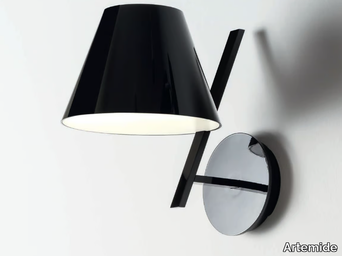 la-petite-wall-lamp-artemide-307272-relbf70daec.jpg