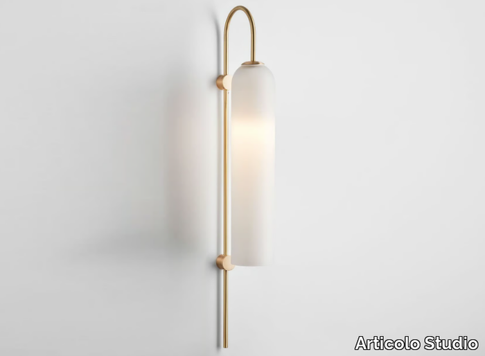 FLOAT-GILDE-Wall-lamp-Articolo-Lighting-379257-rele43a43a8.jpg