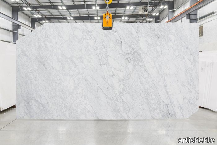 Bianco_Carrara_Polished_SLBCCP3-2000x1333-282f2dd_1000x.jpg