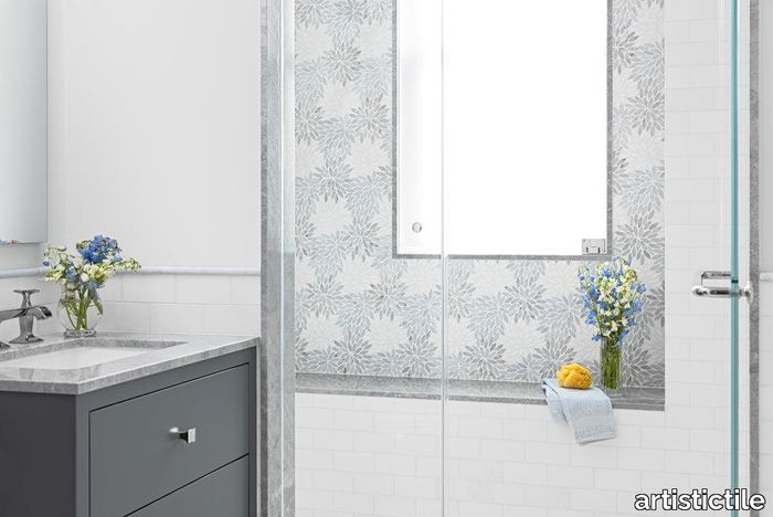 Estrella_Grande_Azul_Foliage_Grande_Carrara_Thassos_3x6_Blue_De_Savoie_Bathroom_1000x.jpg