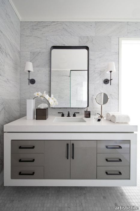 bianco_carrara_field_ITHONBCC1224_bathroom_1-2000x3001-e95106e_1000x.jpg