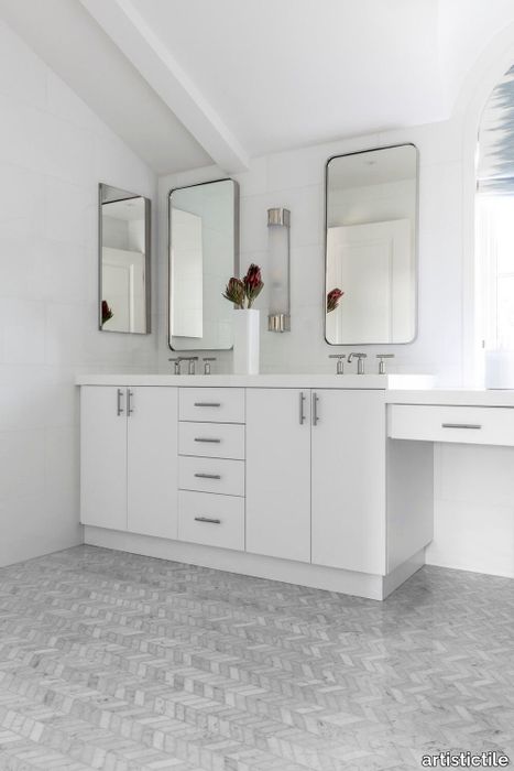 i_Bianco_Carrara_Chevron_SBCMPCHV1X3_1000x.jpg