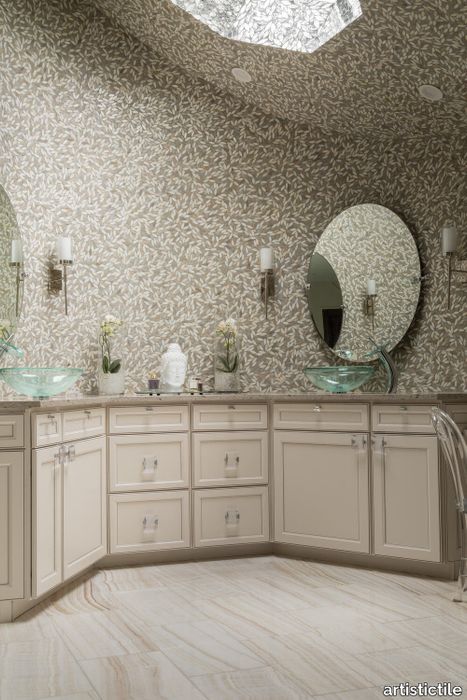 i_Foliage_Grande_Linen_Vanilla_Onyx_Masterbath_3_1000x.jpg