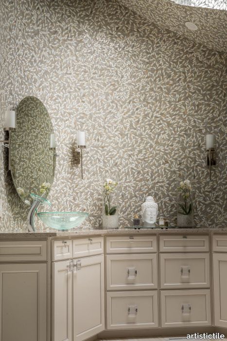 i_Foliage_Grande_Linen_Vanilla_Onyx_Masterbath_4_1000x.jpg