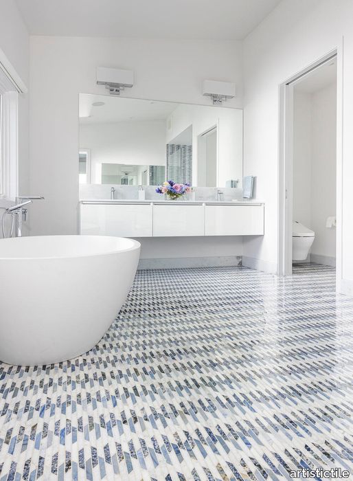 i_Tappeti_Blue_Blend_Mosaic_Bathroom_Bathtub_Vanity_Hillsdale_NY_1000x.jpg