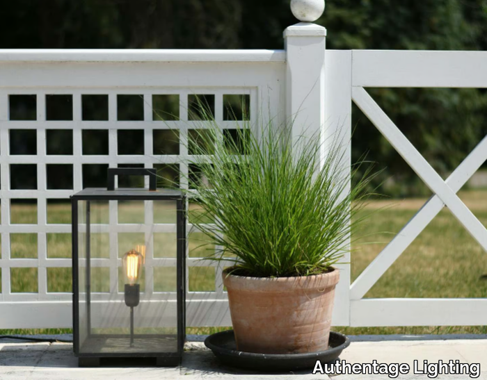 Authentage-Lighting_VITRINE-TABLE-LANTERN-OUTDOOR_hS8JylVVnO.jpeg