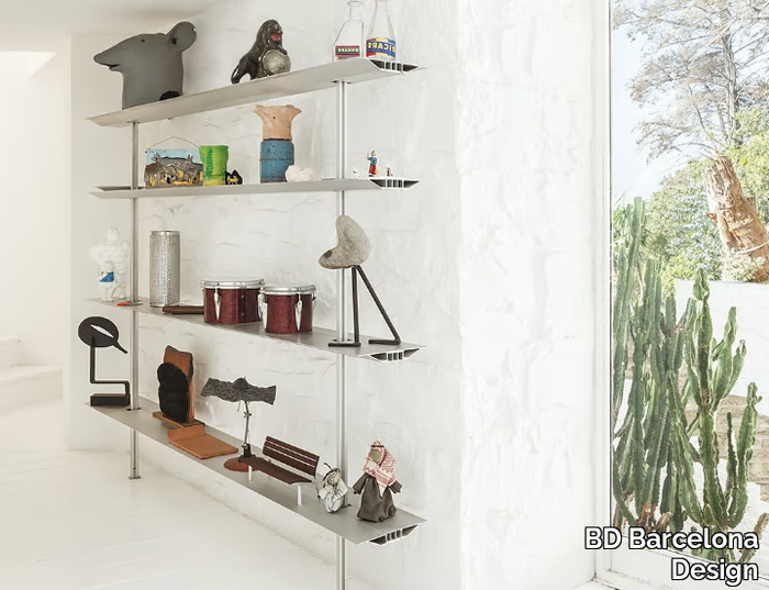 HIPÓSTILA - Wall-mounted aluminium bookcase _ BD Barcelona Design