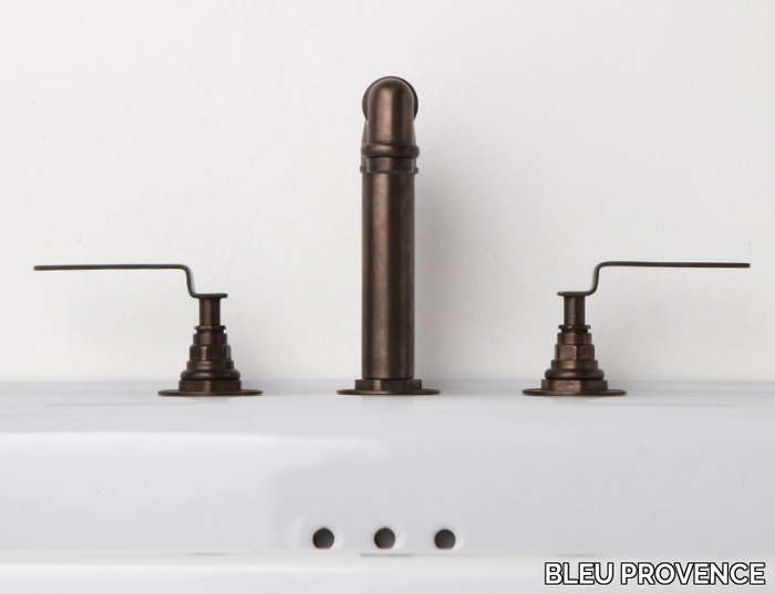 INDUSTRIALIS-3-hole-washbasin-tap-BLEU-PROVENCE-371201-rel1cdc2894.jpg