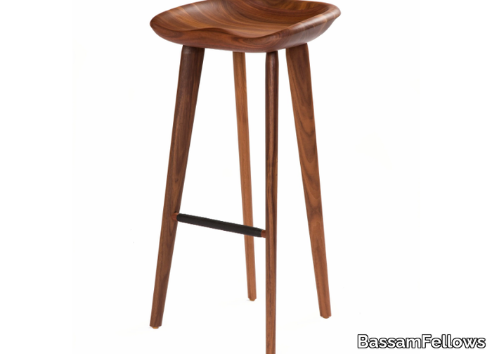 TRACTOR - Solid wood barstool with footrest _ BassamFellows