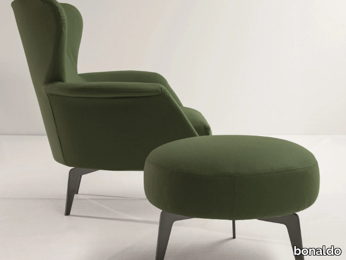 LOVY ARMCHAIR BERGÈRE - Fabric armchair with armrests _ Bonaldo