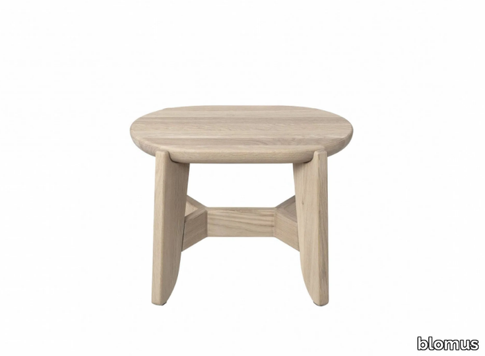 ELI - Low oak stool _ blomus