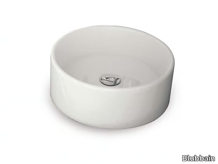 AGORA - Round countertop ceramic washbasin _ Blubbain