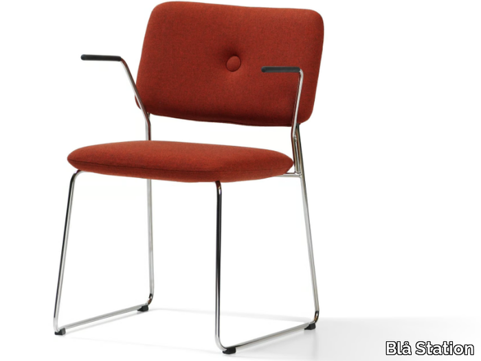 DUNDRA - Sled base upholstered fabric chair with armrests _ Blå Station