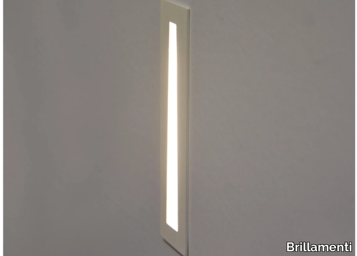 SLOT - LED wall-mounted steel steplight _ Brillamenti