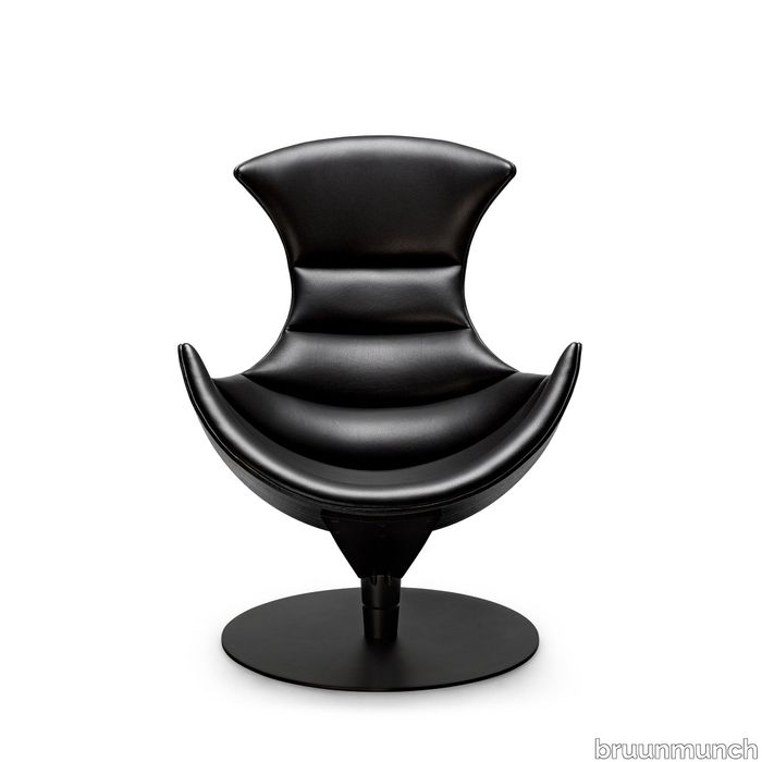 Lobster-Chair-Oak_Black-Lacqured-Black-Base-Front_43753c31-340f-45fe-b345-ddaff058ba1a.jpg?v=1696798057