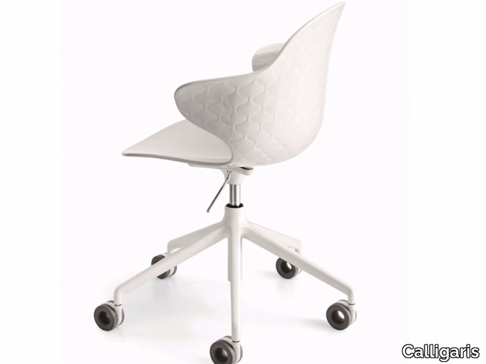 SAINT TROPEZ - Polycarbonate chair with castors with 5-spoke base _ Calligaris