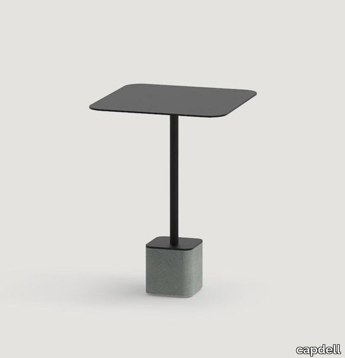 GUS BAR Table with square top