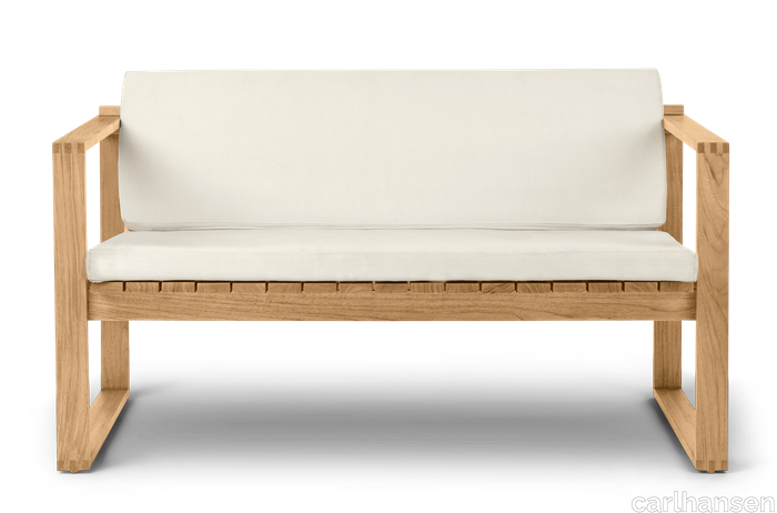 images-BK12 Lounge Sofa-kjaer_bk12-lounge-seating-2_cushion_untreated_teak_front.png