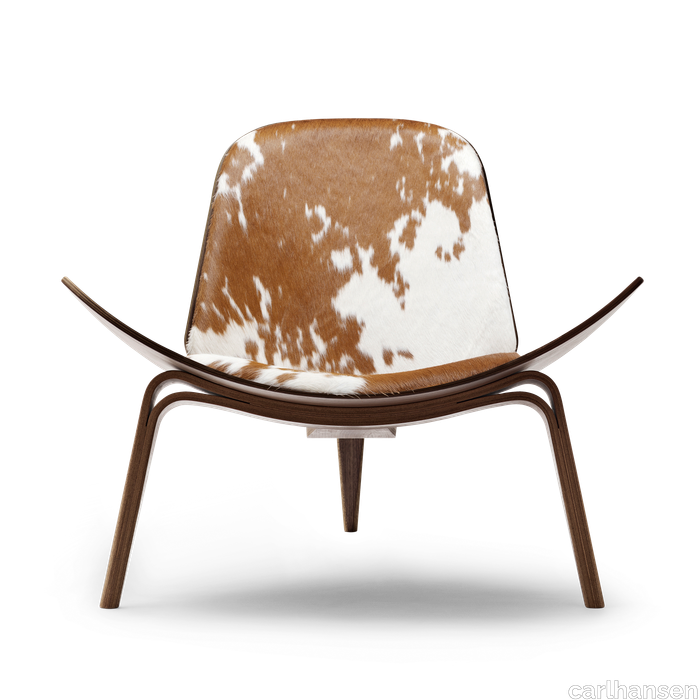 images-CH07 Shell Chair-ch07_walnutlacquer_brown-white_cowhide.png