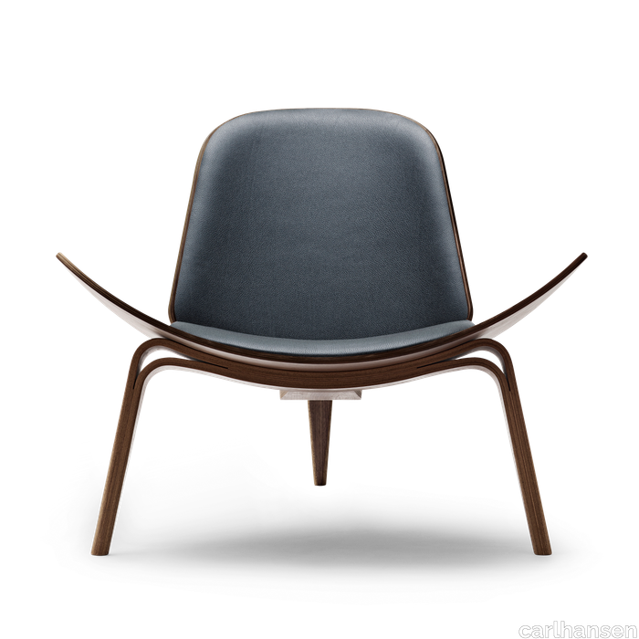 images-CH07 Shell Chair-ch07_walnutlacquer_loke7150.png