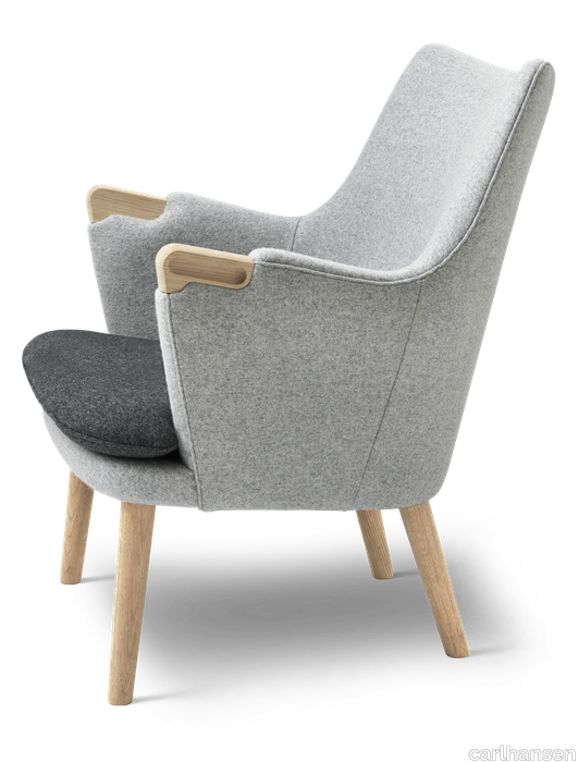 images-CH71 Lounge Chair-ch71-eg-saebe-divina-melange-2-120-divina-melange-2-180-side.png