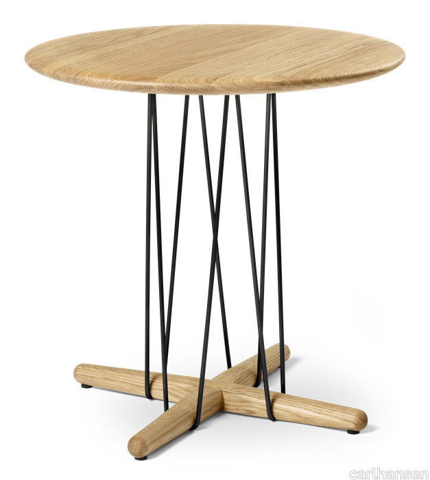images-E021 Embrace Lounge Table-e021_oak_oil_black_steel.png