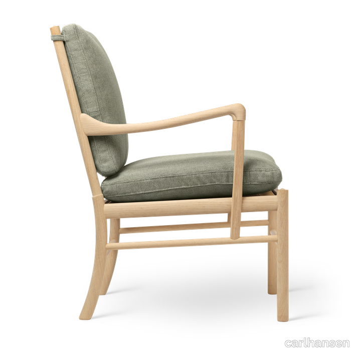 images-OW149 Colonial Chair-colonial-chair-eg-saebe-rewool408-side.png