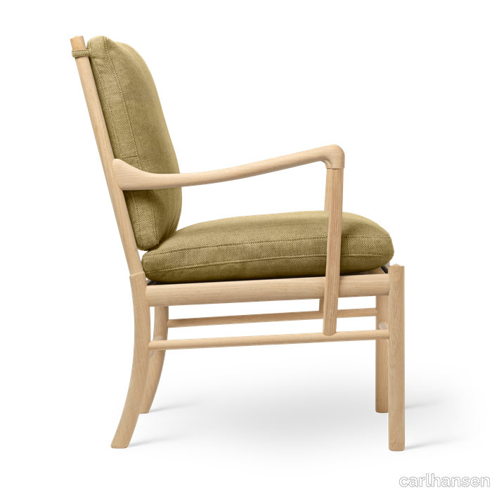 images-OW149 Colonial Chair-colonial-chair-eg-saebe-rewool458-side.png