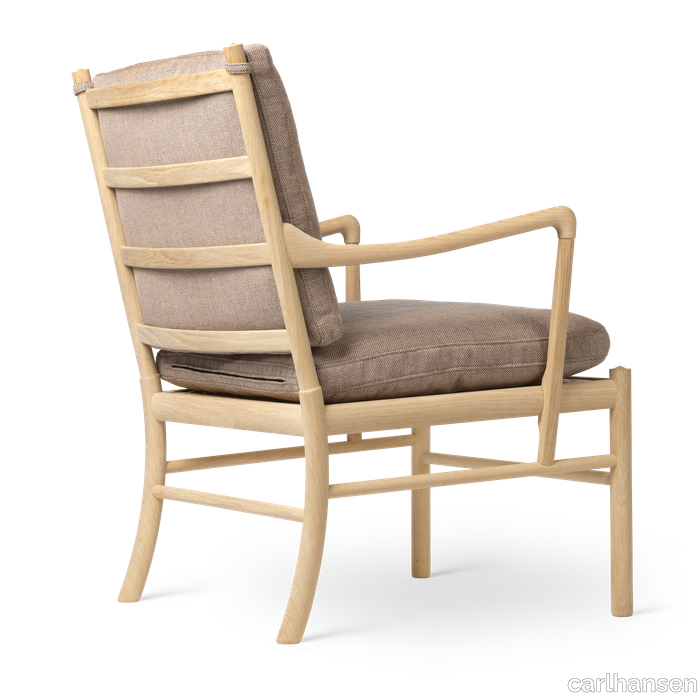 images-OW149 Colonial Chair-colonial-chair-eg-saebe-rewool628-back.png