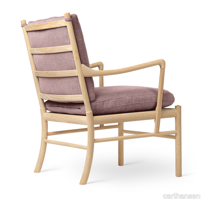 images-OW149 Colonial Chair-colonial-chair-eg-saebe-rewool648-back.png