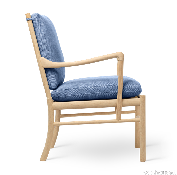 images-OW149 Colonial Chair-colonial-chair-eg-saebe-rewool758-side.png