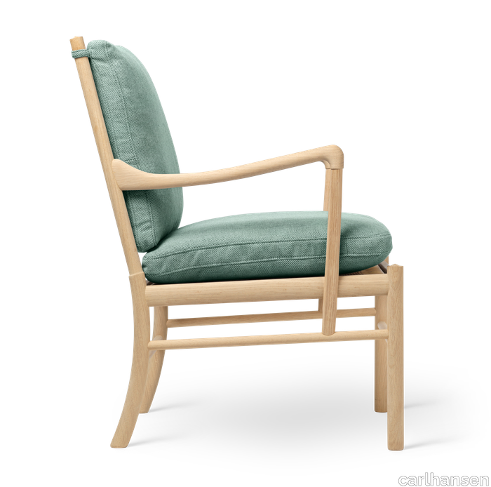 images-OW149 Colonial Chair-colonial-chair-eg-saebe-rewool858-side.png