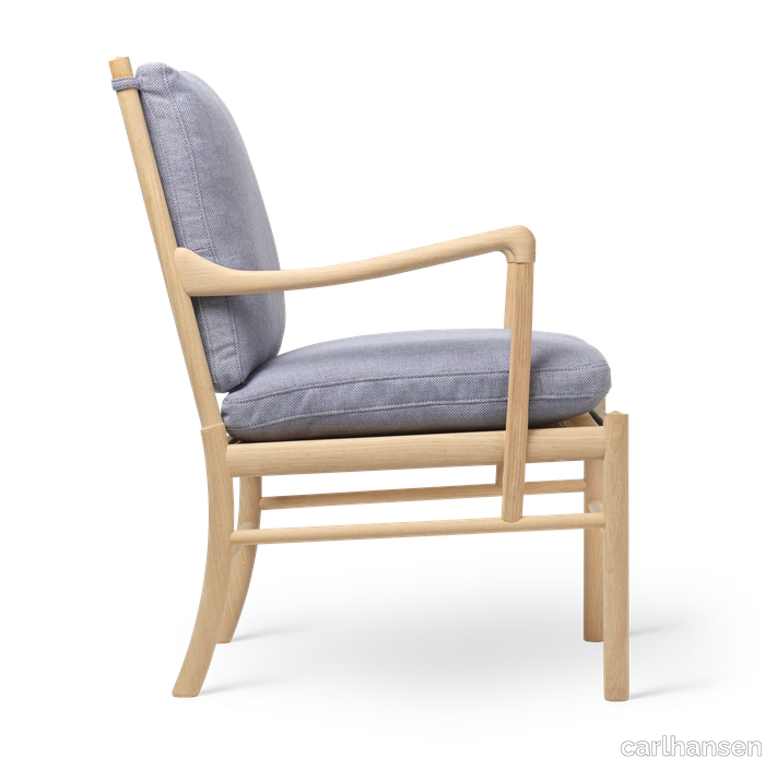 images-OW149 Colonial Chair-colonial-chair-eg-saebe-rewool868-side.png