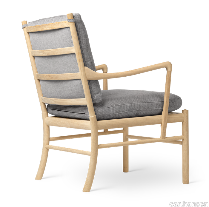 images-OW149 Colonial Chair-colonial-chair-eg-saebe-rewool158-back.png