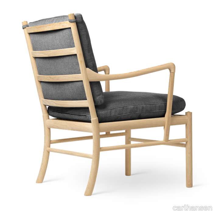 images-OW149 Colonial Chair-colonial-chair-eg-saebe-rewool198-back.png