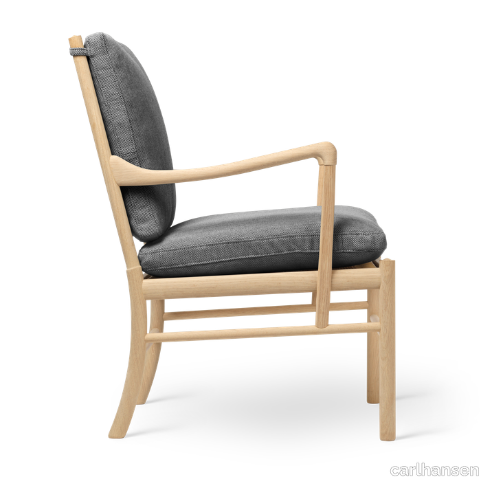 images-OW149 Colonial Chair-colonial-chair-eg-saebe-rewool198-side.png