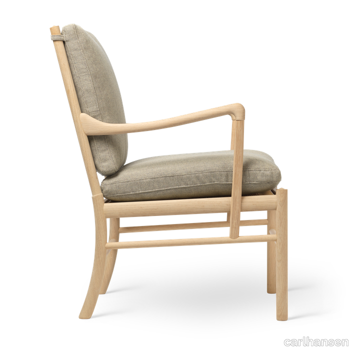 images-OW149 Colonial Chair-colonial-chair-eg-saebe-rewool218-side.png