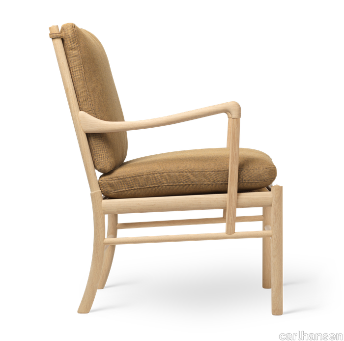 images-OW149 Colonial Chair-colonial-chair-eg-saebe-rewool358-side.png