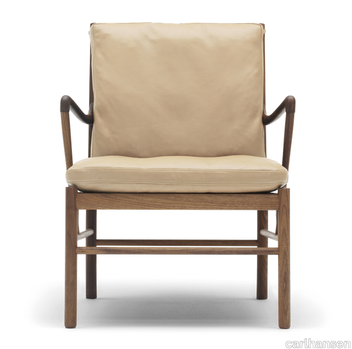 images-OW149 Colonial Chair-ow149_walnut_oil_sif90_front.png