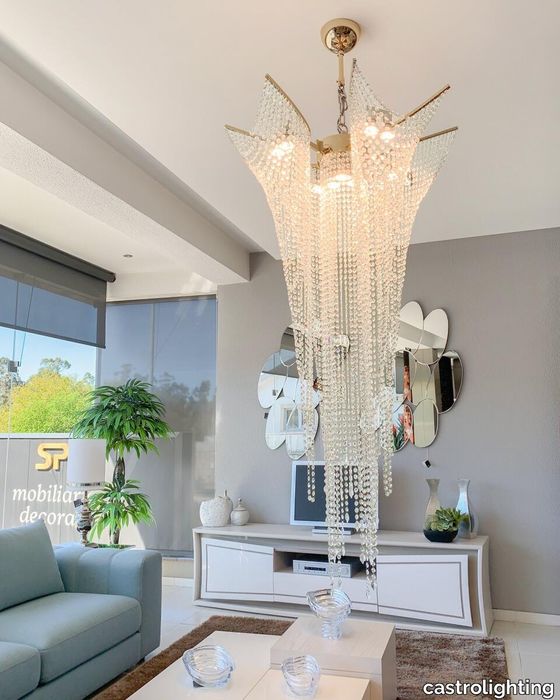 4-Moveis-SPM-living-room-Castro-Lighting-Atlantida-Suspension-gold-chandelier-swarovski-crystals.jpg