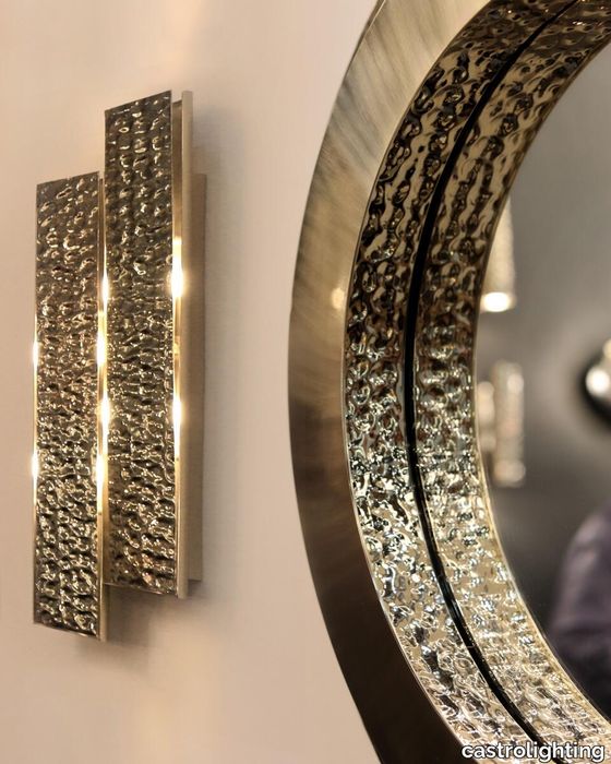 IMM-Cologne-2019-highlights-castro-lighting-golden-eye-mirror-riviera-wall-lamp-light-gold-plated-brass-detail.jpg