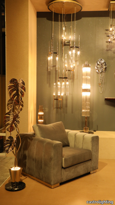 castro-lighting-at-supersalone-2021-fiera-rho-stand-i02-cielo-suspension-luxurious-large-chandelier-for-hotel-lobby.png