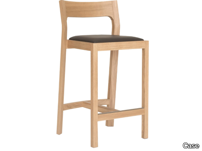 PROFILE - High oak stool with integrated cushion _ Case