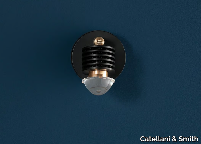 EC 301 - LED brass wall lamp _ Catellani & Smith