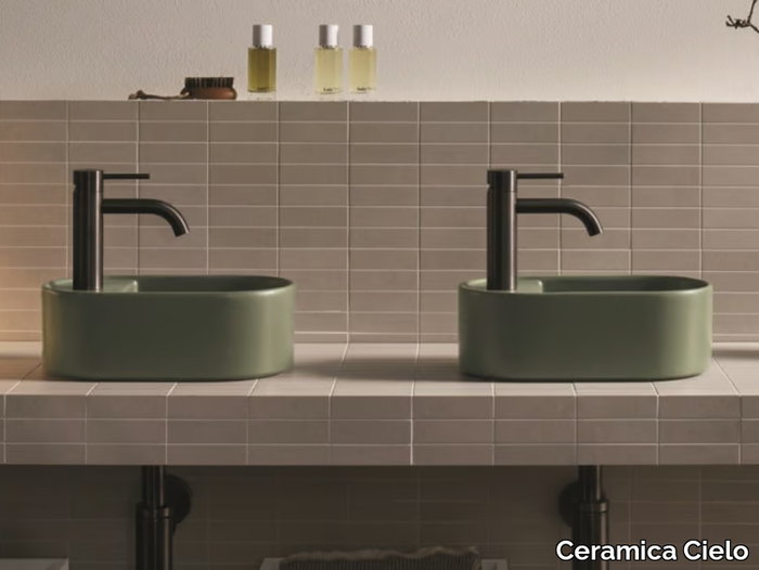 LES PETITES - Countertop oval ceramic washbasin _ Ceramica Cielo