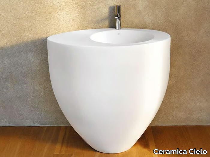 LE GIARE - Freestanding ceramic washbasin _ Ceramica Cielo