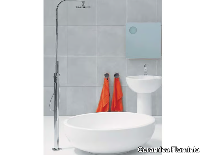 ONE - Floor standing shower panel with overhead shower _ Ceramica Flaminia