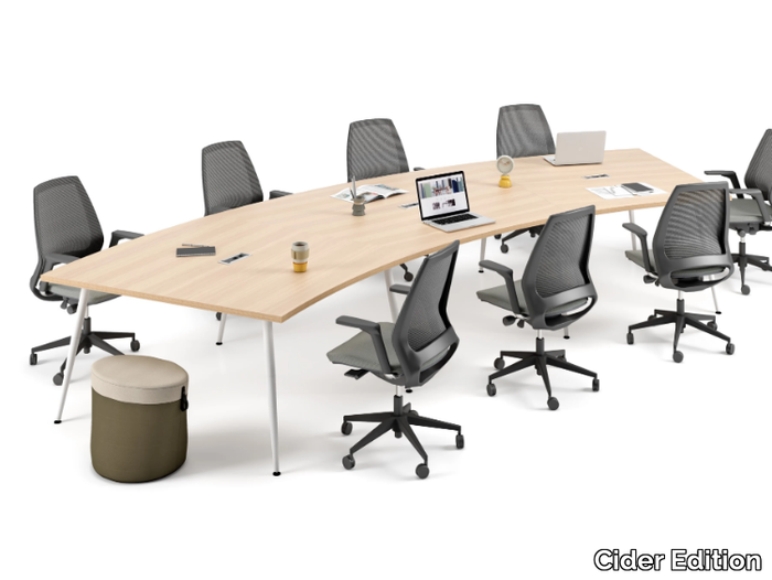 meeting-table-cider-576855-rel8906813.jpg