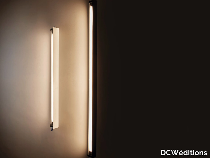 IN THE TUBE 360° FLAP - LED Borosilicate glass wall lamp _ DCWéditions